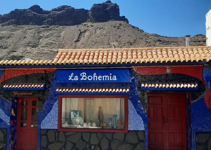 Semesterbostad La Bohemia *